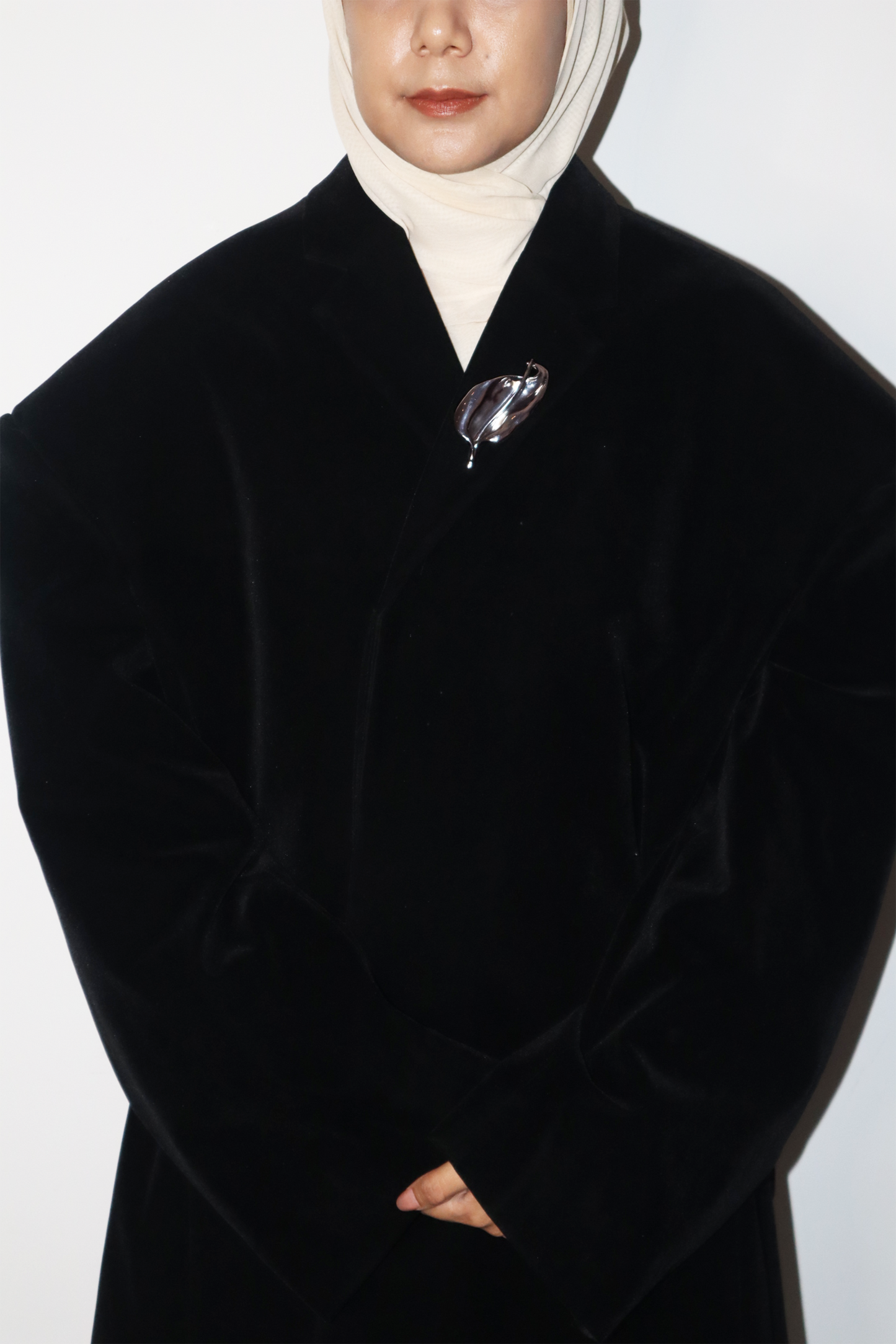 Laceleaf Brooch in Silver