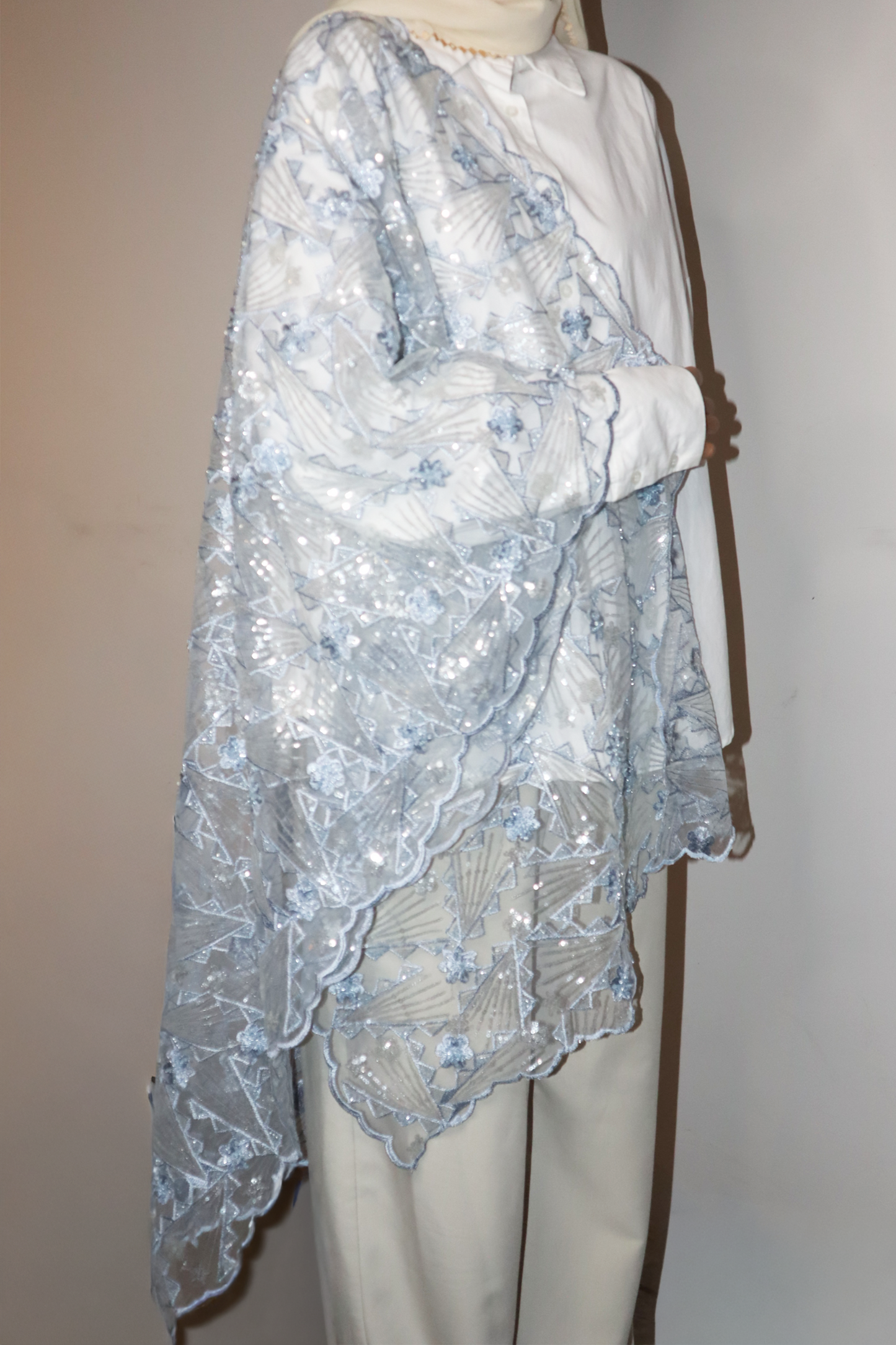 Fleur Beaded Selendang Panjang in Dusty Blue