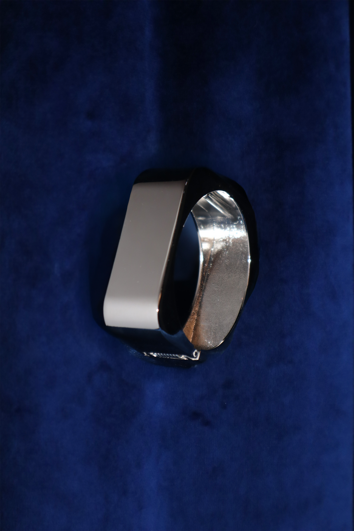 Poise Bangle in Silver
