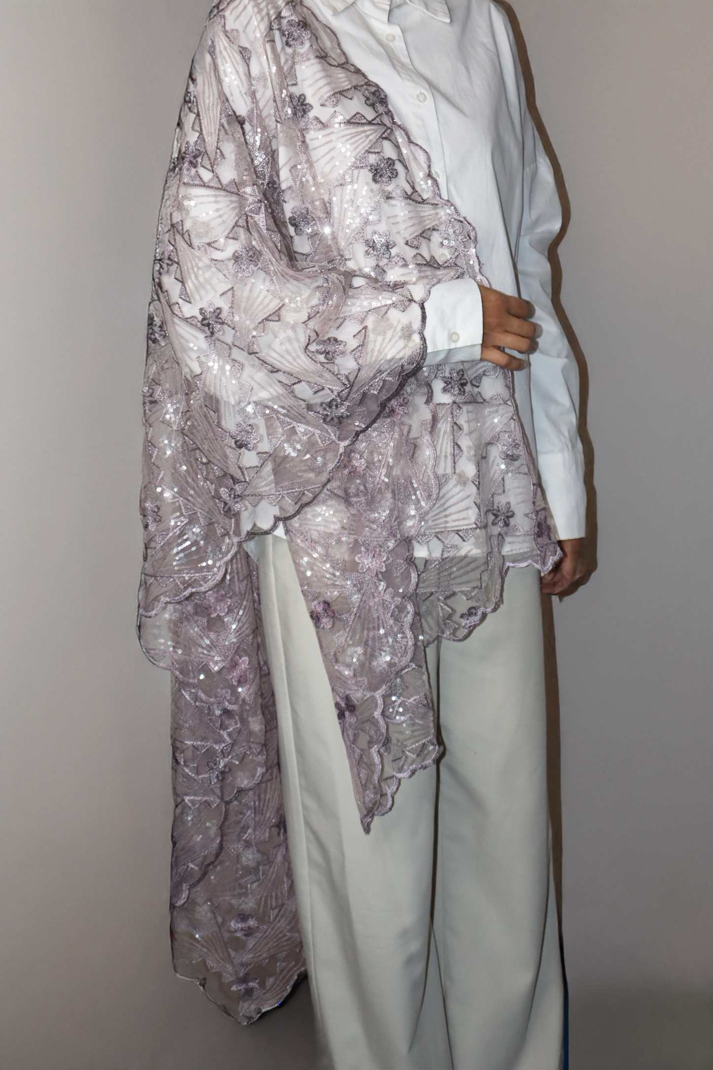 Fleur Beaded Selendang Panjang in Dusty Purple